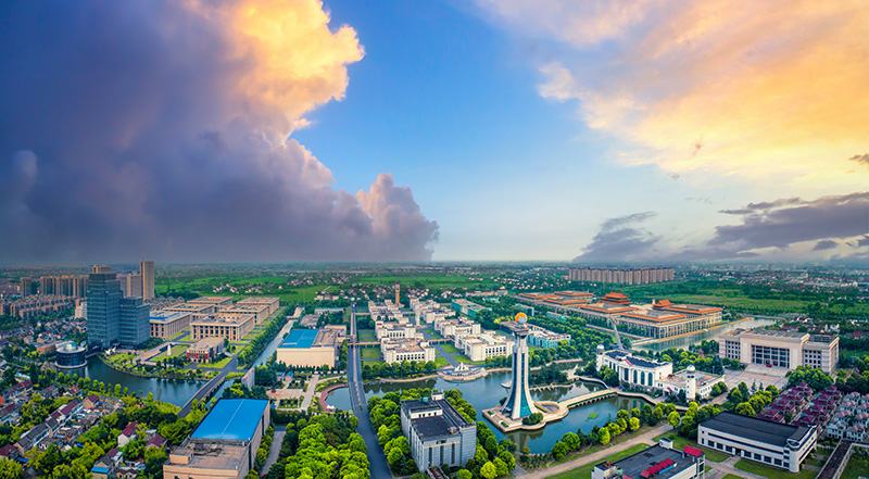 揚(yáng)子江新年獻(xiàn)詞|穩(wěn)中求進(jìn)，揚(yáng)帆駛向新航程